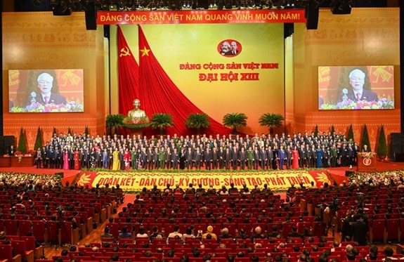 Quang cảnh phiên bế mạc Đại hội XIII của Đảng