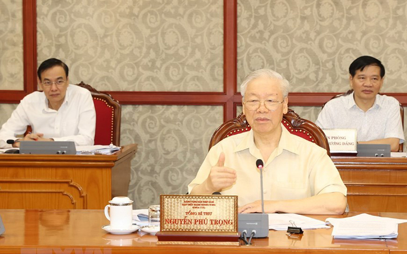 Tổng Bí thư Nguyễn Phú Trọng chủ trì họp Bộ Chính trị. (Ảnh: TTXVN)